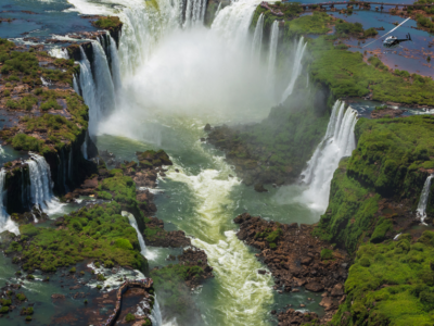 Cataratas del Iguazú, Parque Nacional Iguazú, Naturaleza en Argentina, Viajes a Argentina, Aventuras en la Selva, Vacaciones en las Cataratas del Iguazú, Ofertas de Viaje, Vacanza Turismo.